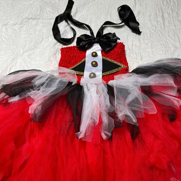 The Greatest Showman Tulle Ringmaster Costume and Hat - Picture 6 of 10